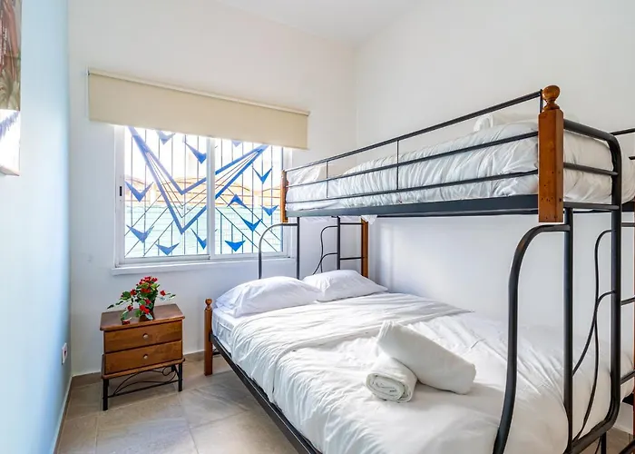 Nala - 2 Bedroom In Apartament Larnaca