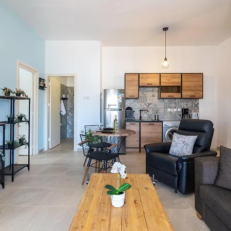 Nala - 2 Bedroom In Appartement Larnaca