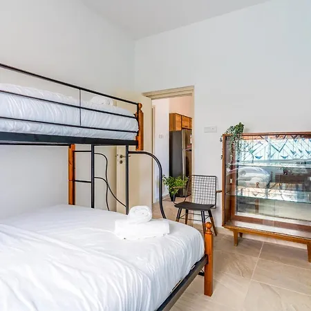 Nala - 2 Bedroom In Lárnaca