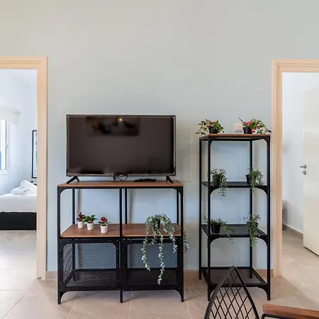 Nala - 2 Bedroom In לרנקה